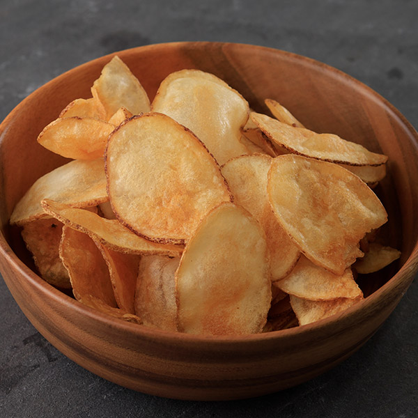 お店で揚げたてポテトチップス