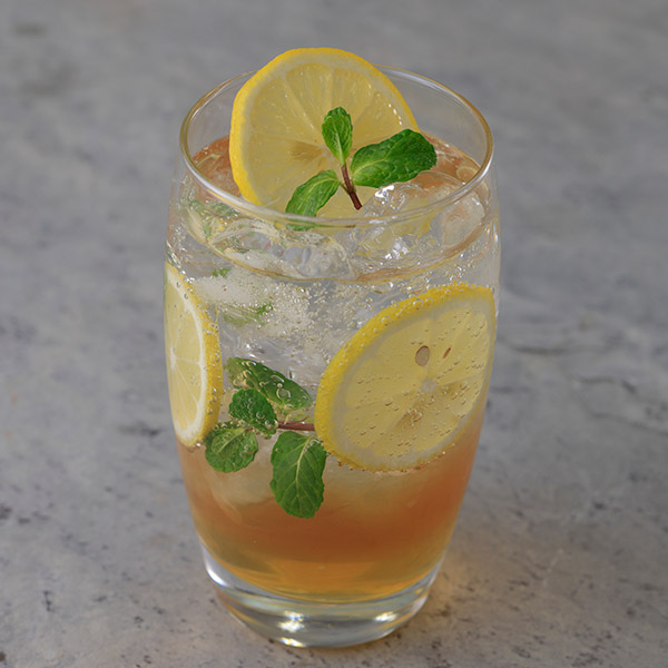 自家製レモネードソーダ