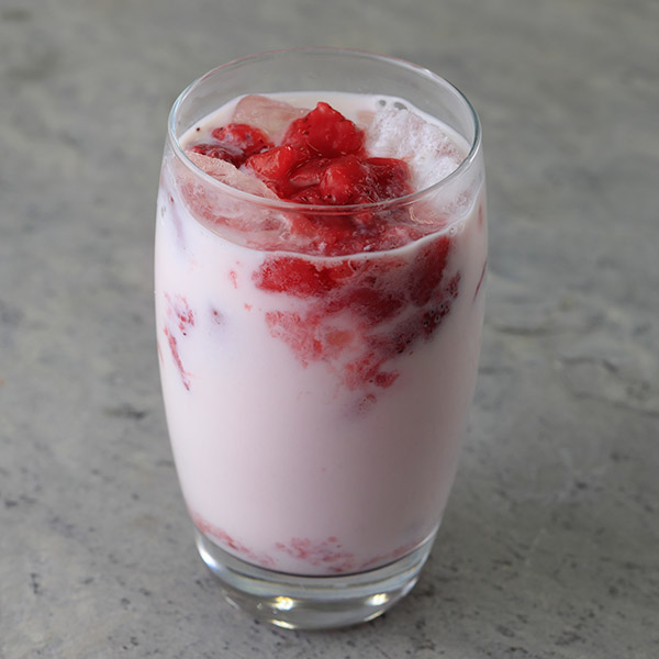 ストロベリーラテ